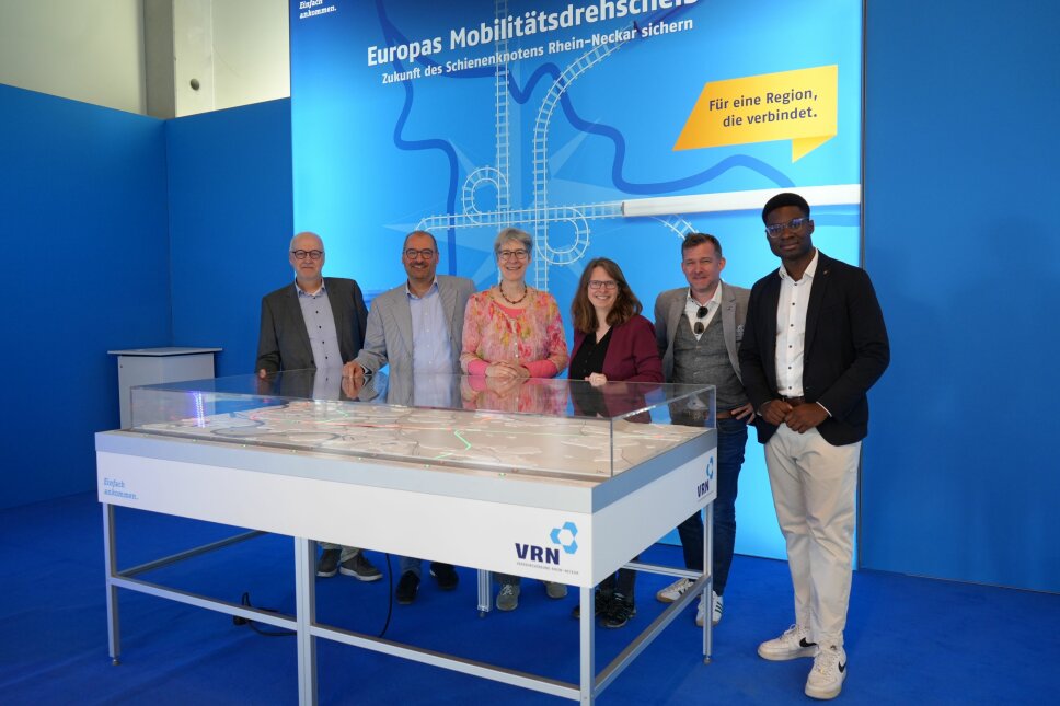 13-26 Schienenknoten Rhein-neckar Sichtbar Gemacht C-vrn Gmbh